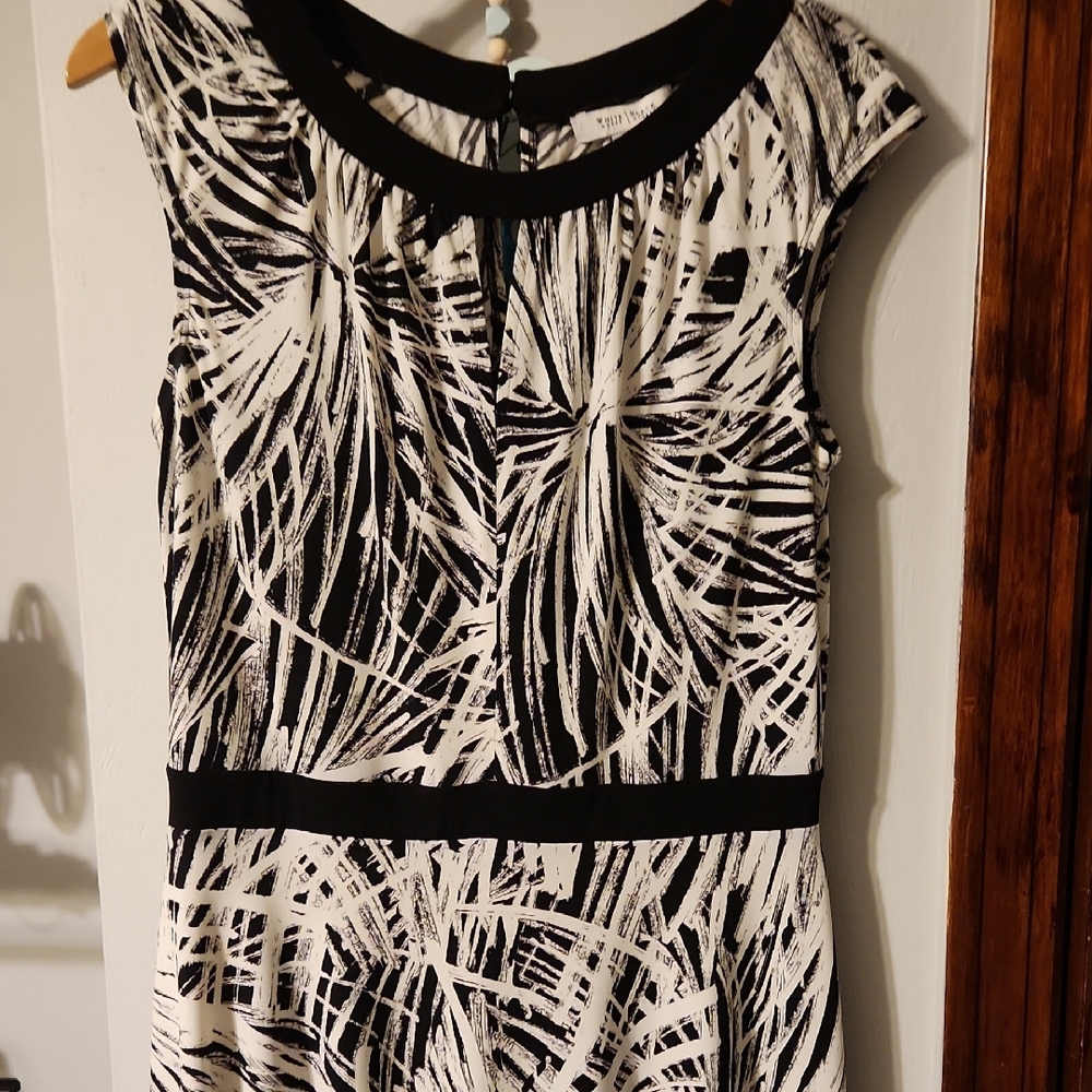 Tahari Black and White Abstract Mini Dress